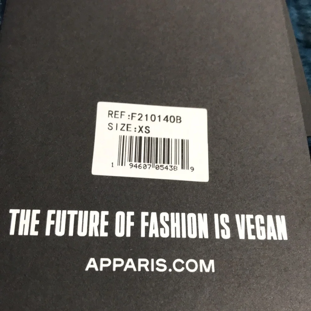 NWT Apparis Stella Faux Fur Coat in stone blue - Picture 9 of 11